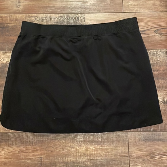 XXL 32 Degrees Black Skort - Picture 5 of 9